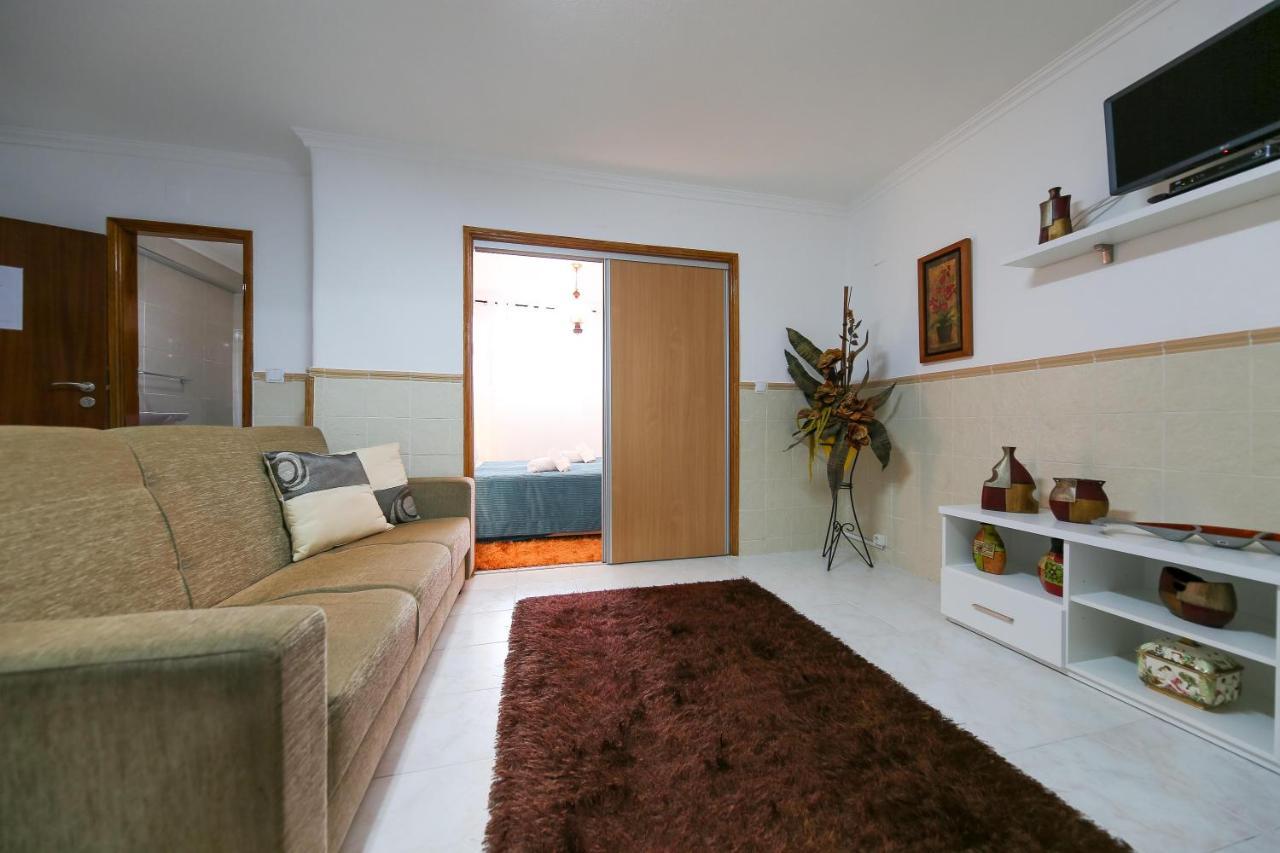 Casa Da Tia Laura Apartment Nazare Exterior photo