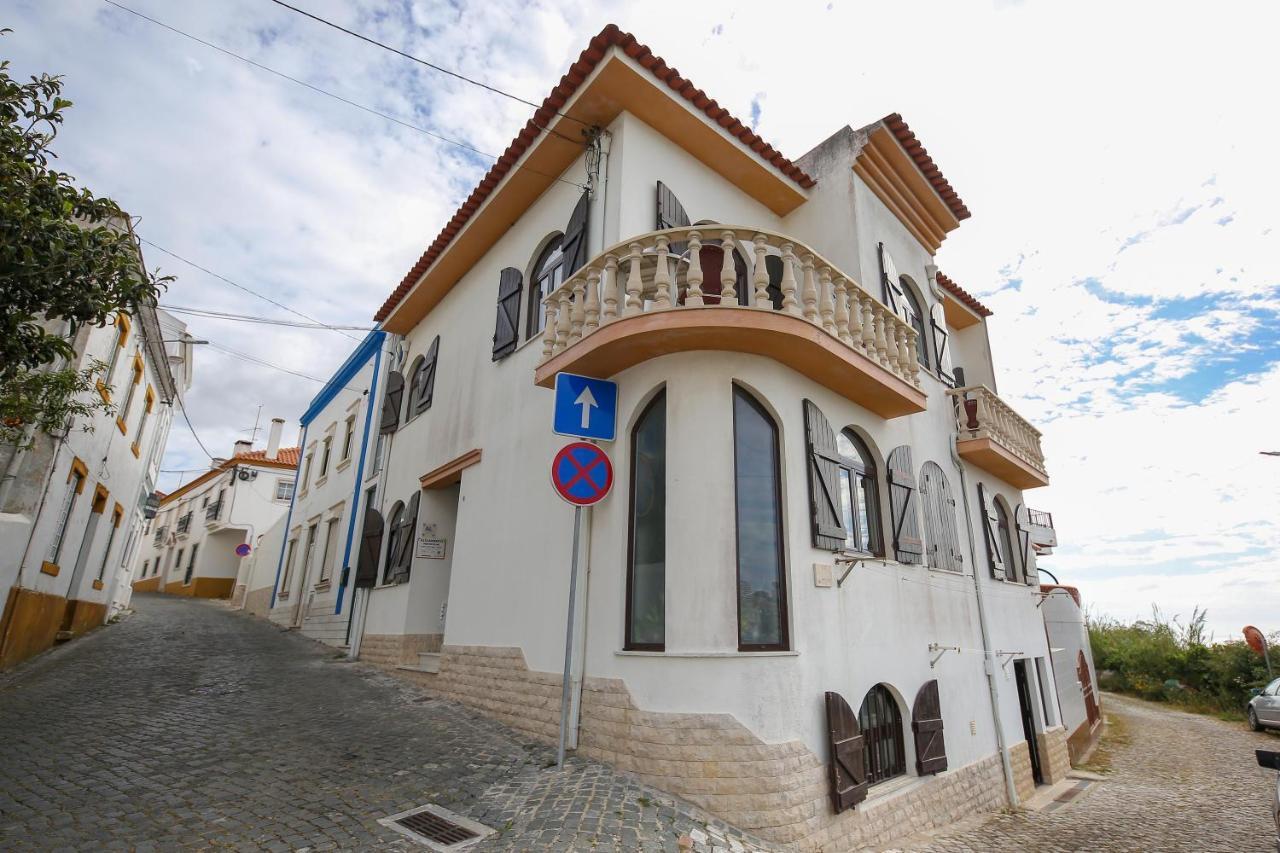 Casa Da Tia Laura Apartment Nazare Exterior photo